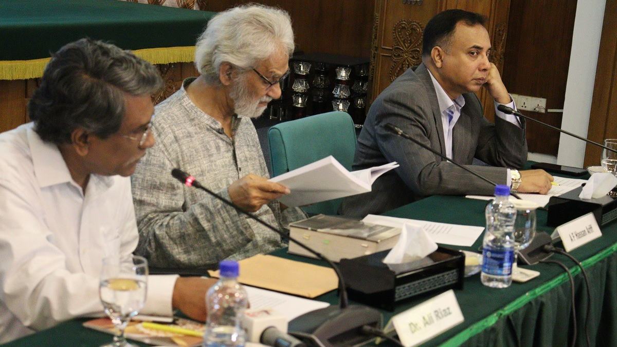 Constitutional Amendment or Repeal: Which Path Will Lead to Democratic Reconstruction?