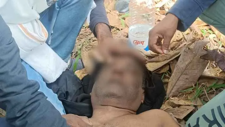 জানাজায় পদদলিত হয়ে একজনের মৃত্যু