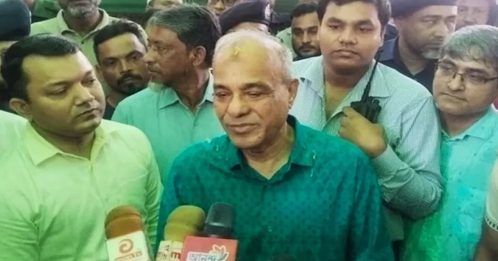 পূজায় প্রশাসন আন্তরিকভাবে দায়িত্ব পালন করছে: স্বরাষ্ট্র উপদেষ্টা