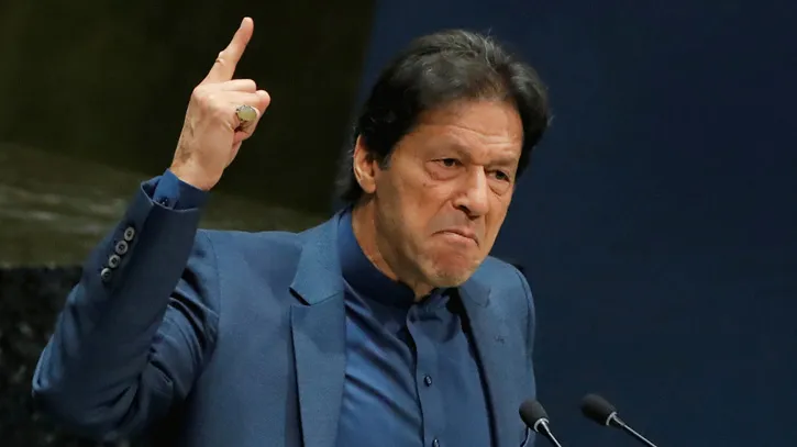 সেনাবাহিনী নিয়ে বিস্ফোরক মন্তব্য ইমরান খানের