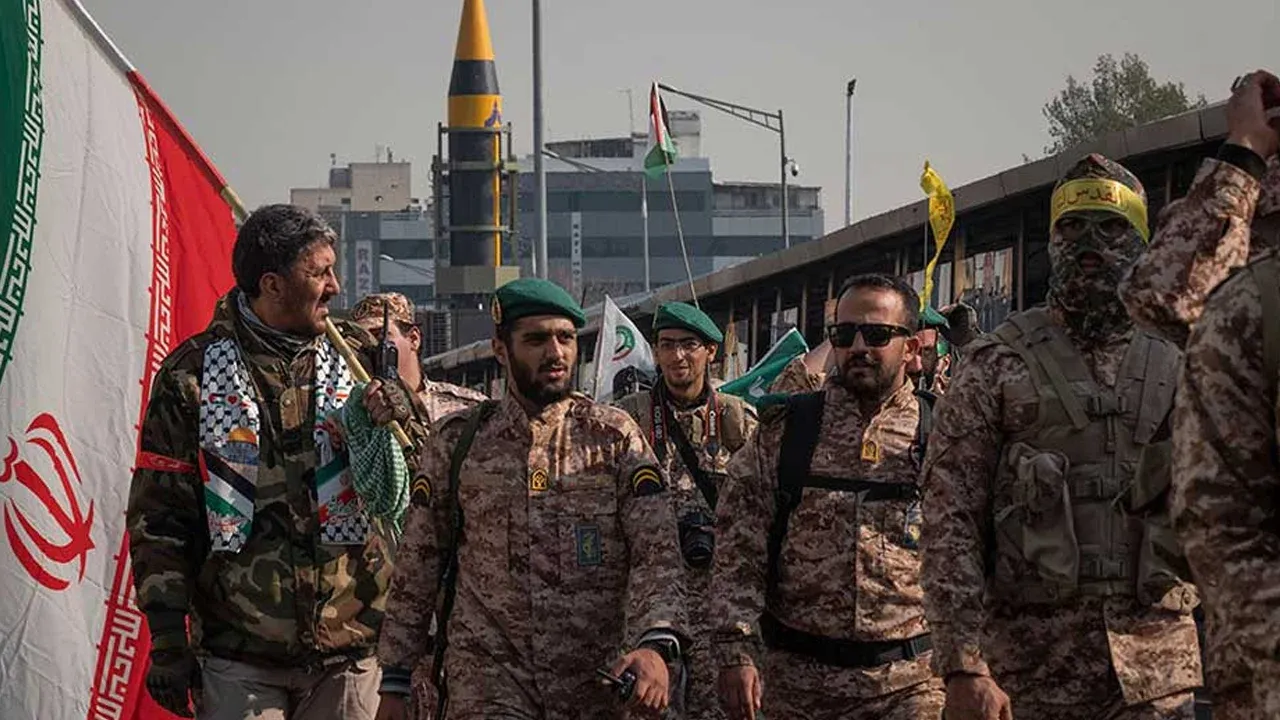 লেবাননে হামলা বন্ধ না হলে আলোচনায় যোগ দেবে না তেহরান