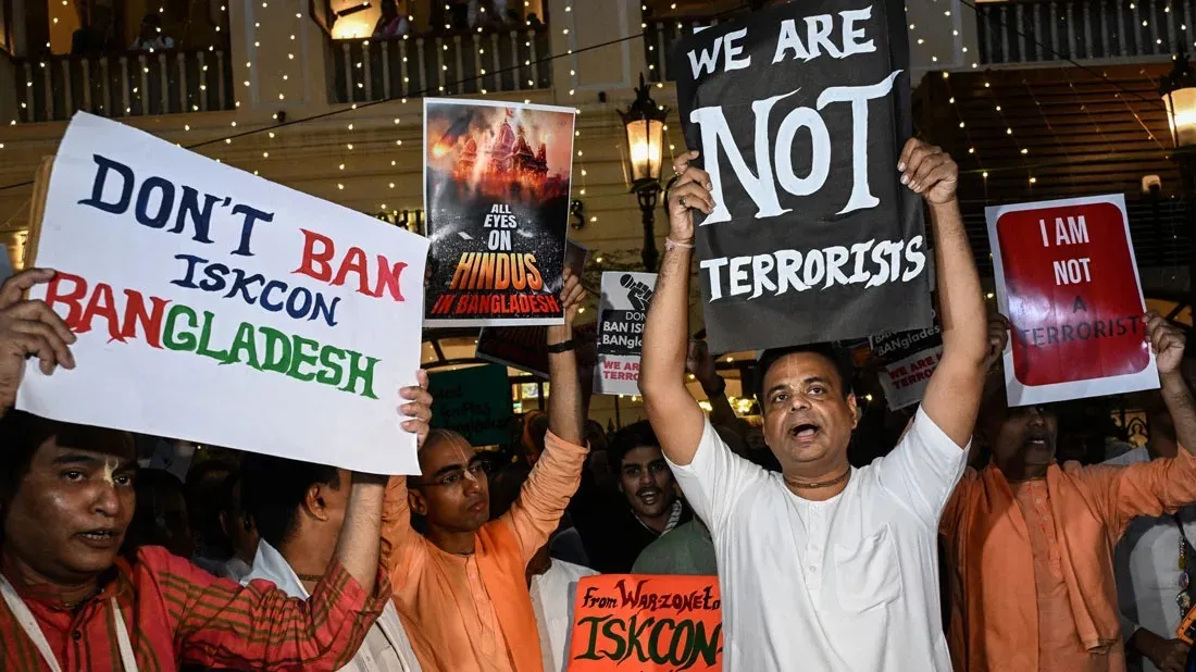 Indian RSS members protest outside Bangladesh High Commission in Delhi