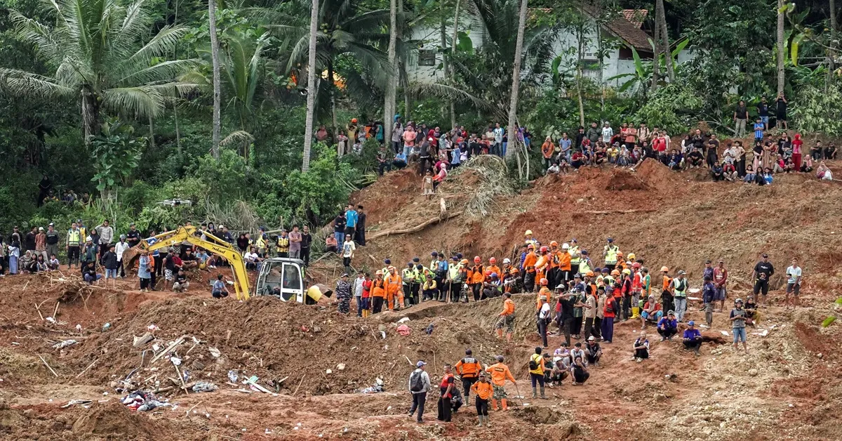 Indonesia floods and landslides death toll rises to 279