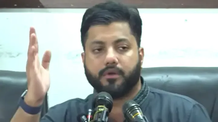 প্রতিমন্ত্রীর পদ থেকে পদত্যাগ করলেন ইশরাক হোসেন