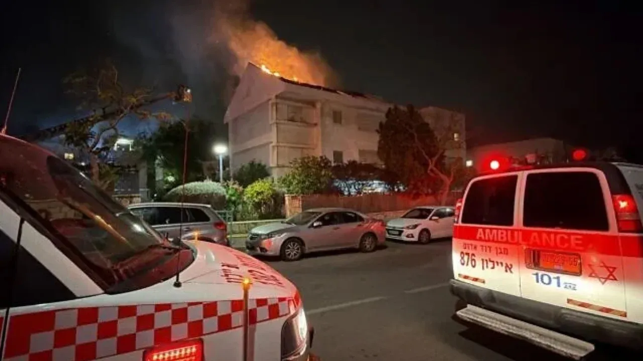 হিজবুল্লাহর রকেট ও ইরানের ক্লাস্টার বোমার শিকার ইসরাইল