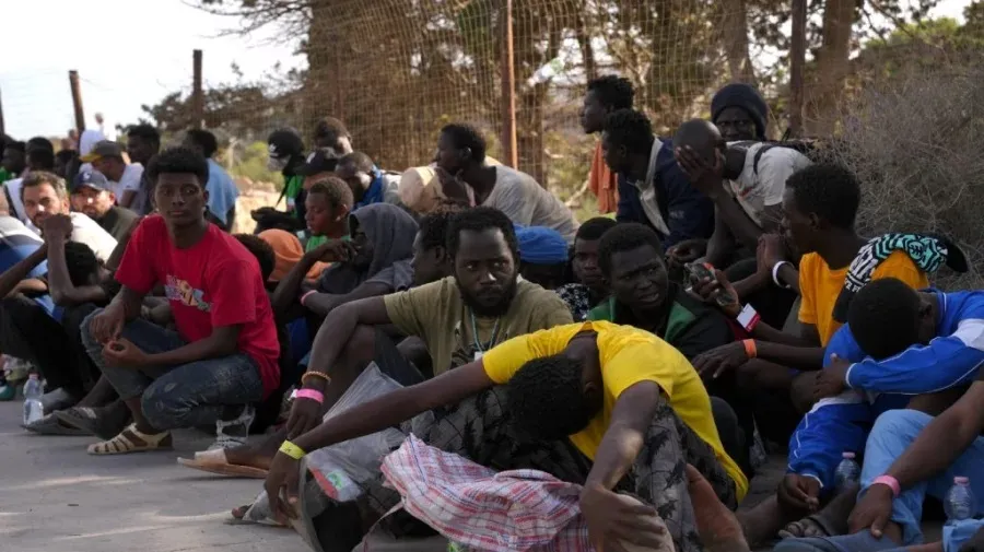 Italy's PM calls for EU help after island migrant surge