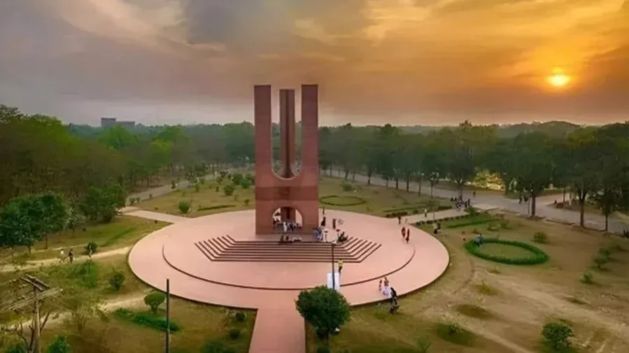 মহানবিকে নিয়ে কটূক্তির করায় জাবি শিক্ষার্থী বহিষ্কার