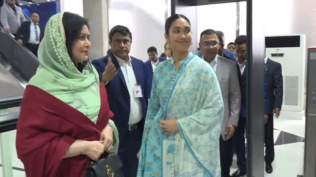 বাসায় পৌঁছেছেন জুবাইদা রহমান ও জাইমা