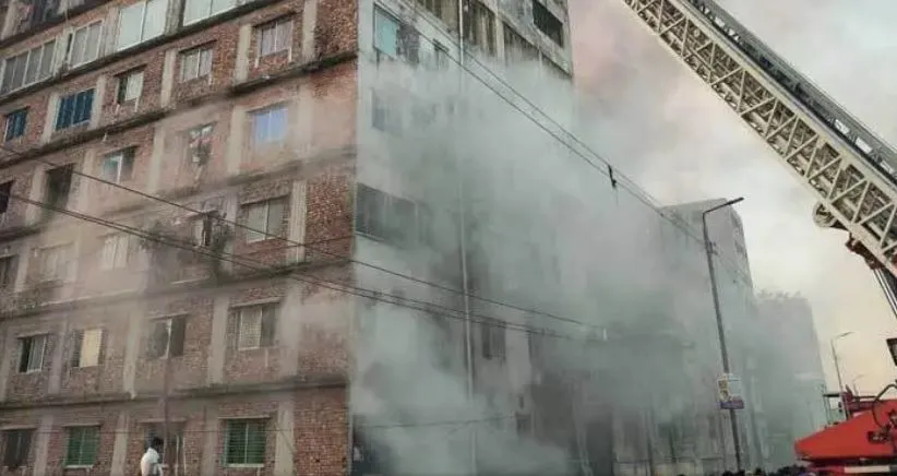 কেরানীগঞ্জে জমেলা টাওয়ারে আগুন, নিয়ন্ত্রণে ১৪ ইউনিট