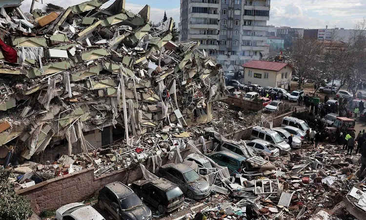 Death toll from devastating earthquake in Turkey and Syria exceeds 8,000