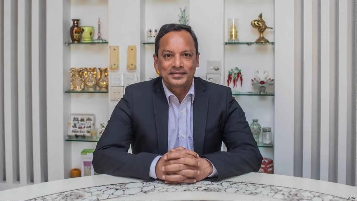 দেশের ১৮তম অ্যাটর্নি জেনারেল রুহুল কুদ্দুস কাজল