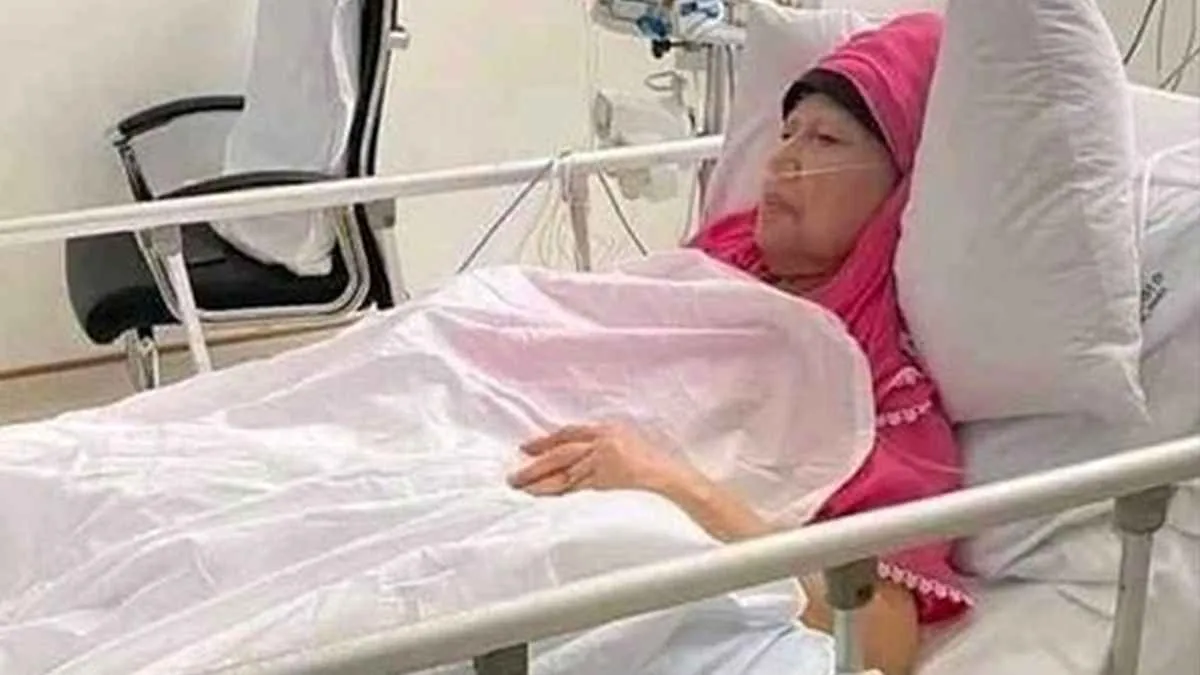 খালেদা জিয়াকে নিয়ে শঙ্কিত চিকিৎসকেরা