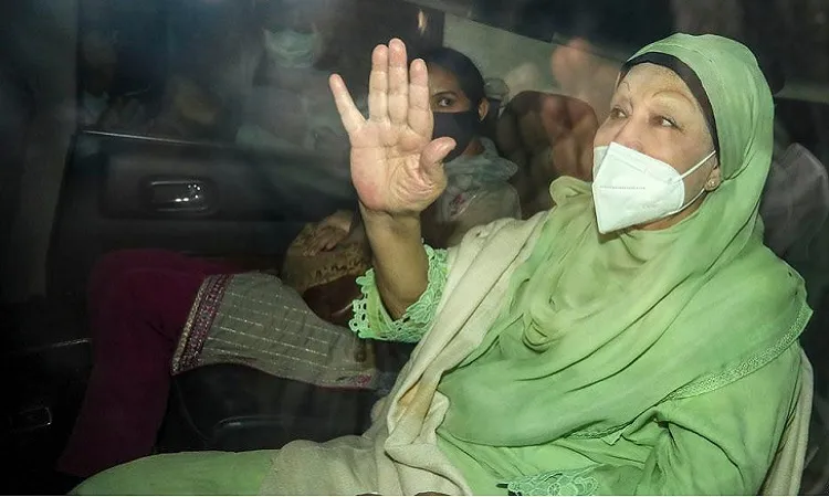 খালেদা জিয়ার হৃদপিণ্ডে আরও ২টি ব্লক ধরা পড়েছে