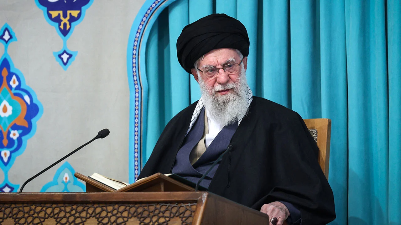 Khamenei-1_zXilM2C