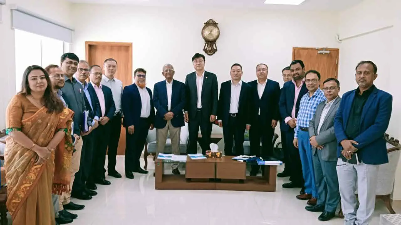 স্থানীয় সরকার মন্ত্রীর সঙ্গে আইএলও ও চীনা প্রতিষ্ঠানের বৈঠক