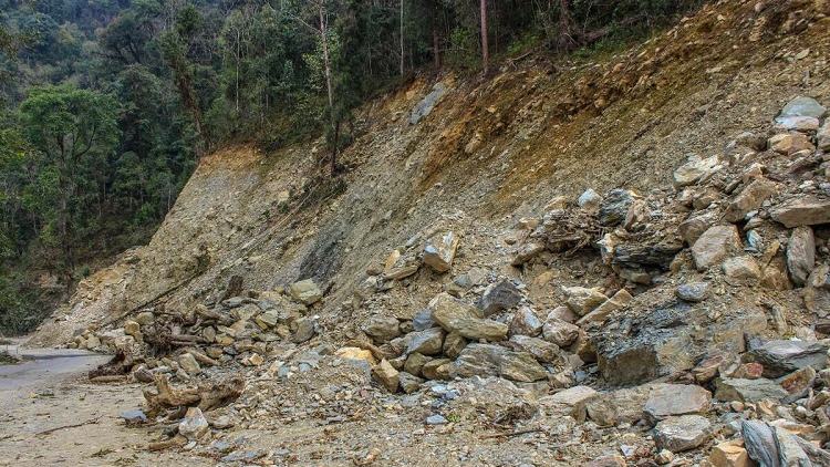 4 kills by landslide in Sylhet