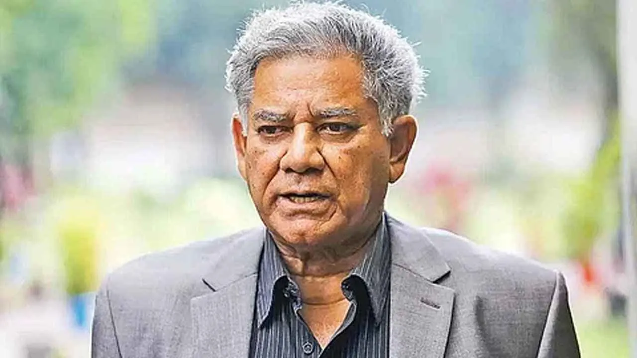 সংস্কার না হলে শহীদদের রক্তের সঙ্গে বেঈমানি হবে: উপদেষ্টা সাখাওয়াত