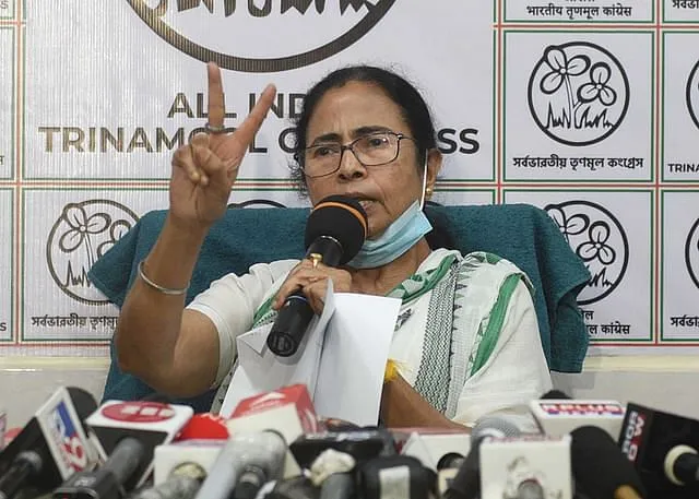 মমতায় ঝুকছে মেঘালয়, তৃণমূলে যোগ দিলেন সাবেক মুখ্যমন্ত্রীসহ ১২ বিধায়ক
