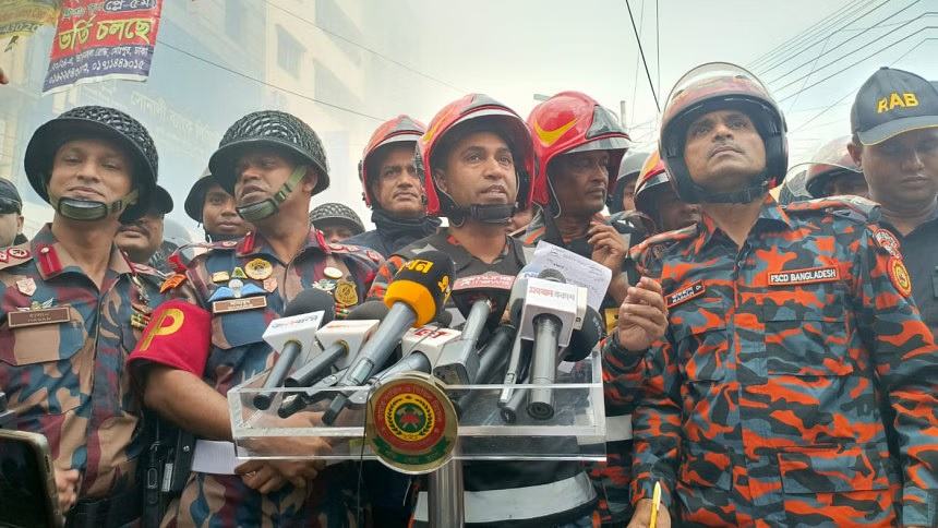 Big crowd made firefighting at Krishi Market difficult: fire service director