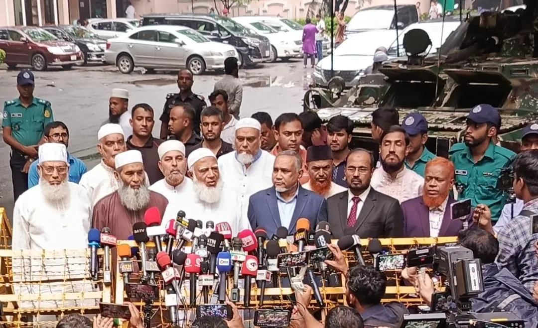 প্রধান উপদেষ্টার সাথে জামায়াত নেতৃবৃন্দের বৈঠক অনুষ্ঠিত
