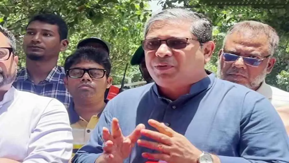 গভীর রাতে প্রধানমন্ত্রীর রাজধানী পরিদর্শন নিয়ে যা বললেন প্রতিমন্ত্রী