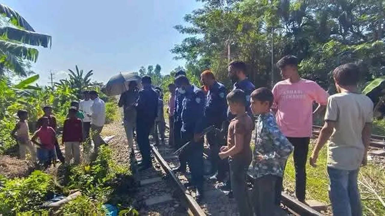 মিরসরাইয়ে রেল লাইনের পাশে যুবকের লাশ