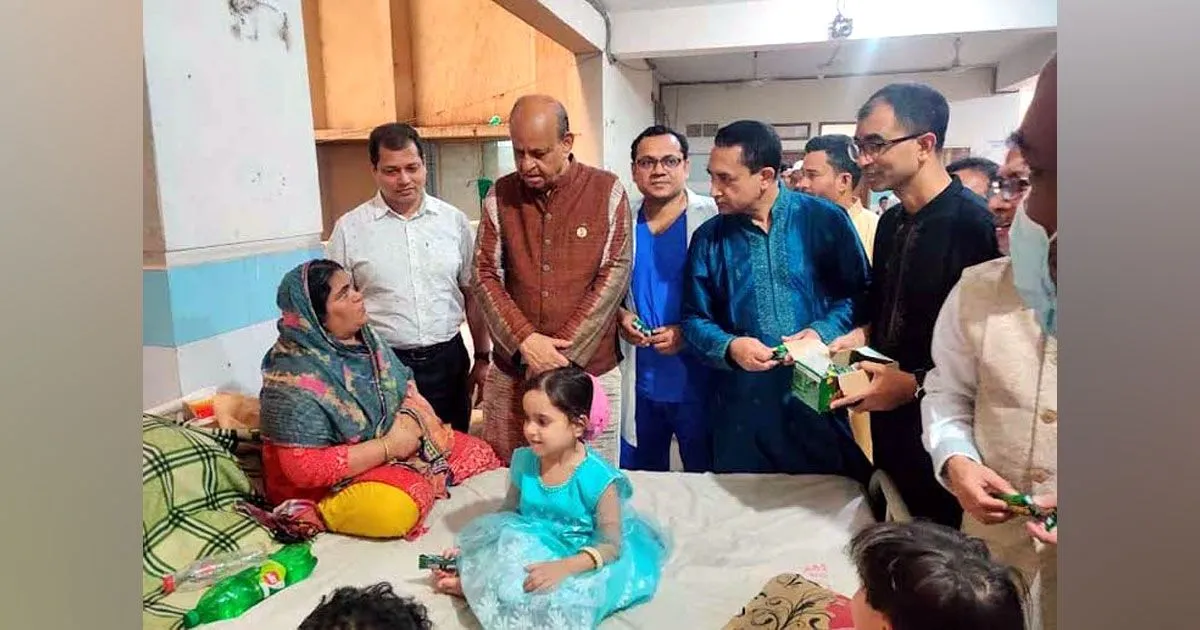 ঈদের দিন রাজধানীর ৩ হাসপাতাল পরিদর্শনে স্বাস্থ্যমন্ত্রী