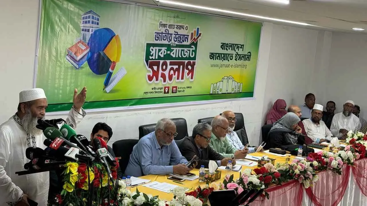 বাজেট আসে যায়, কোনো পরিবর্তন নাই: মুজিবুর রহমান