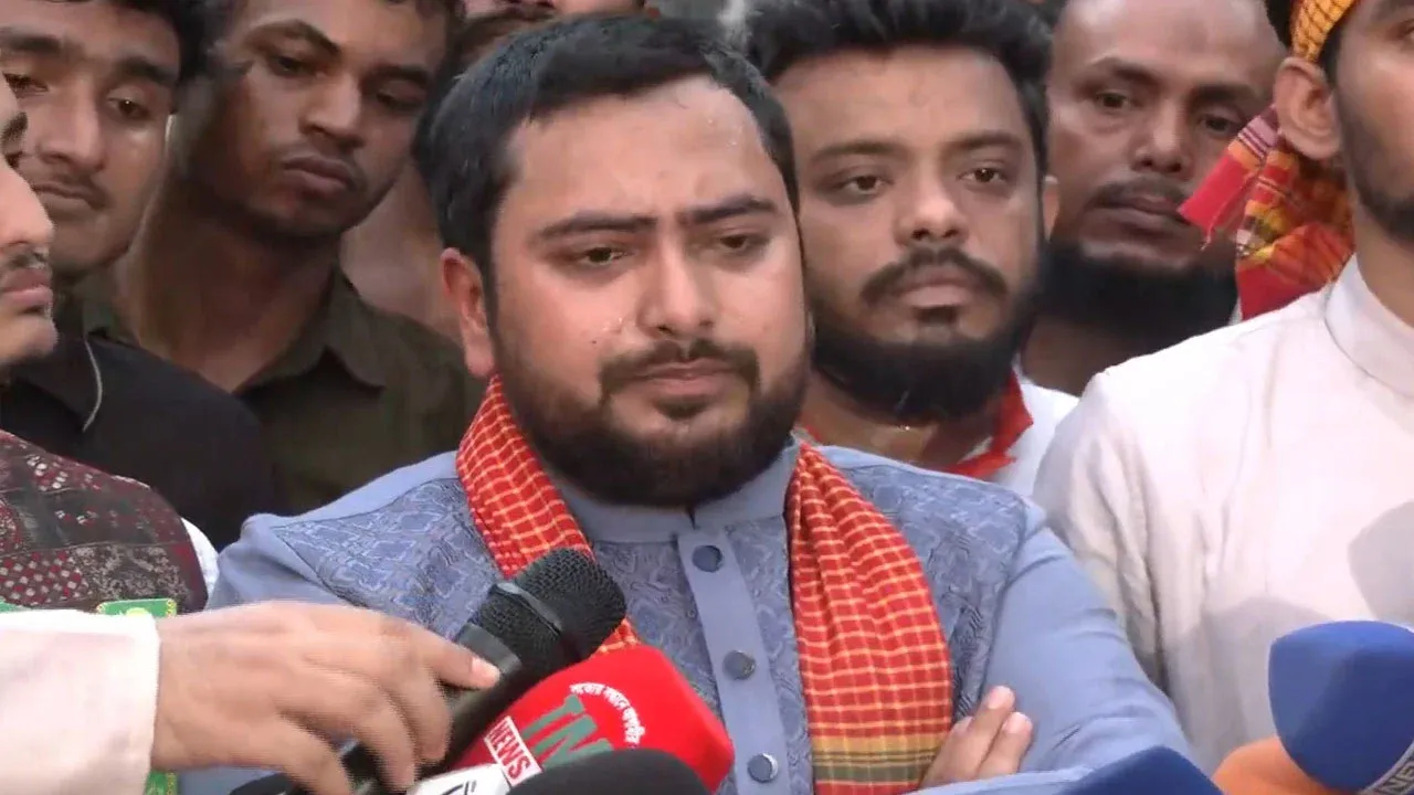 সরকারকে জনগণের সব বকেয়া বুঝিয়ে দেয়ার আহ্বান নাহিদের