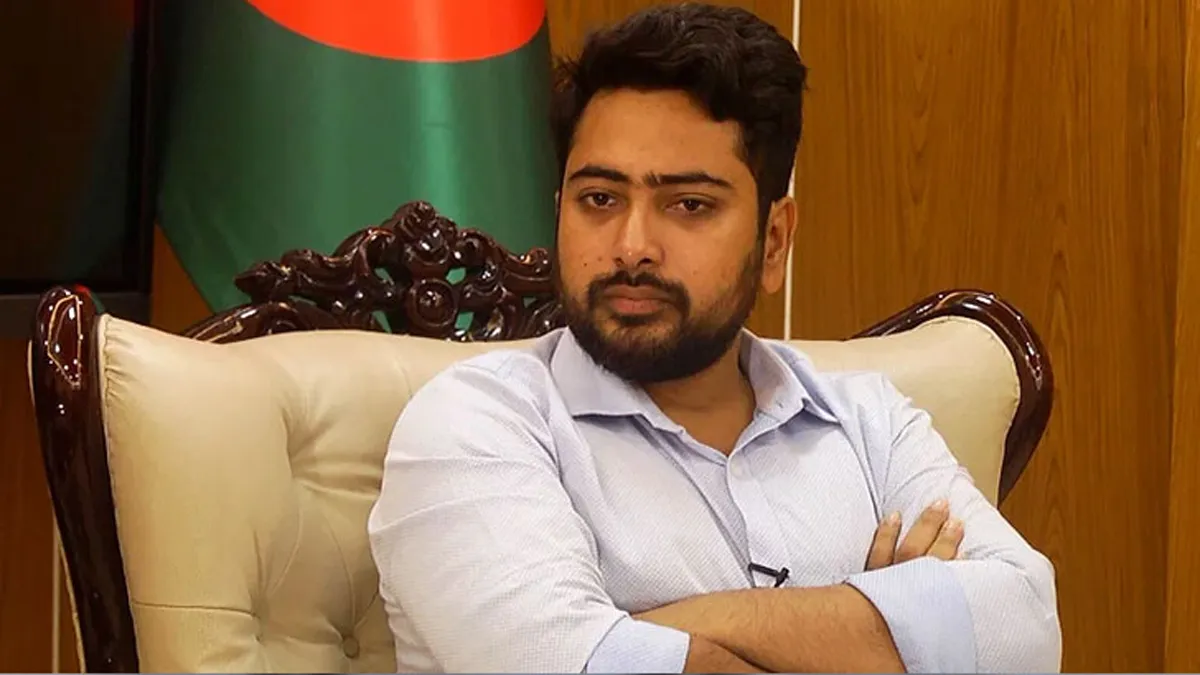 গণভবন পরিদর্শনে উপদেষ্টা নাহিদ ইসলাম