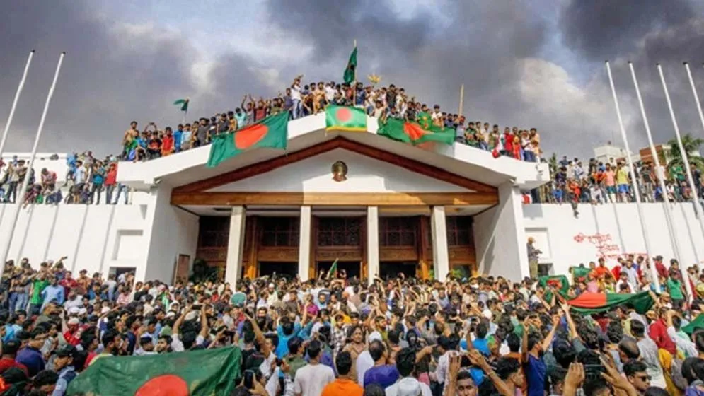 ৯ দফার আঁতুড়ঘর রুম নাম্বার ১২০৪
