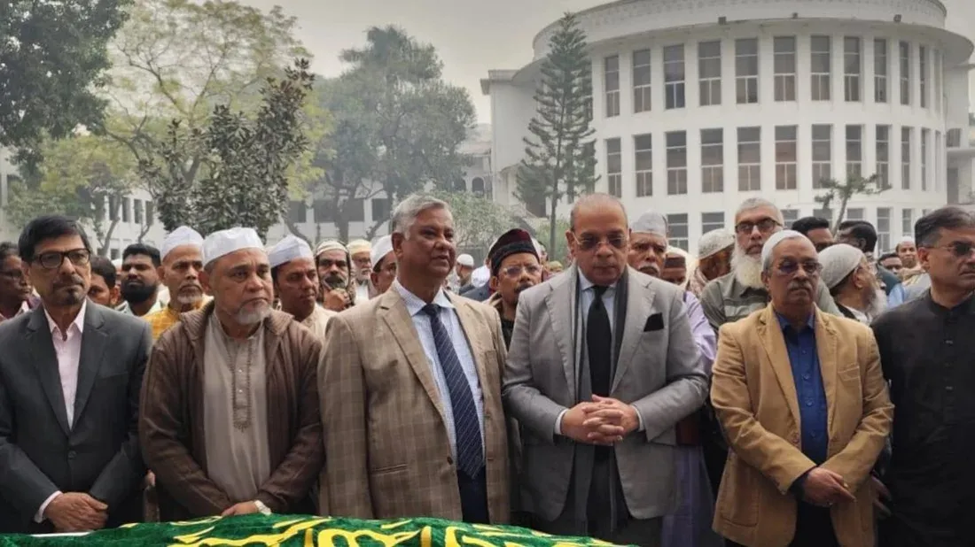 Namaz-e-janaza of Adviser Hassan Ariff held at High Court