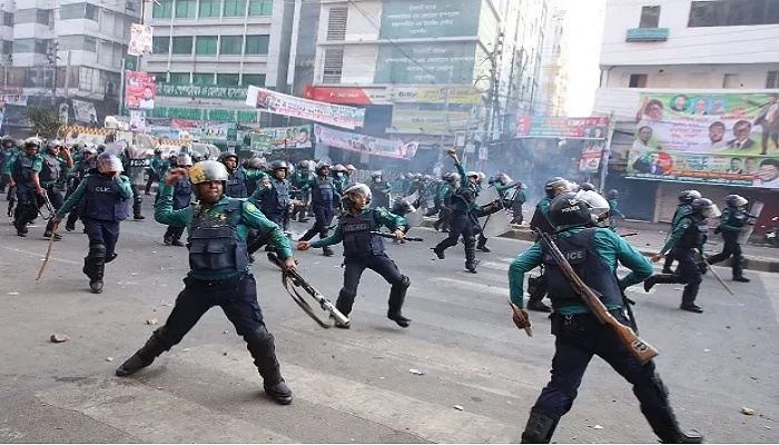 Dhaka court dismisses BNP’s case against DB chief, 9 others over ‘vandalising Nayapaltan office’