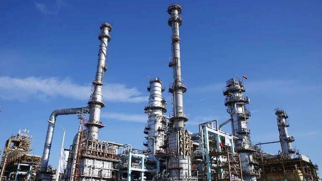 OilFieldIran-356a69