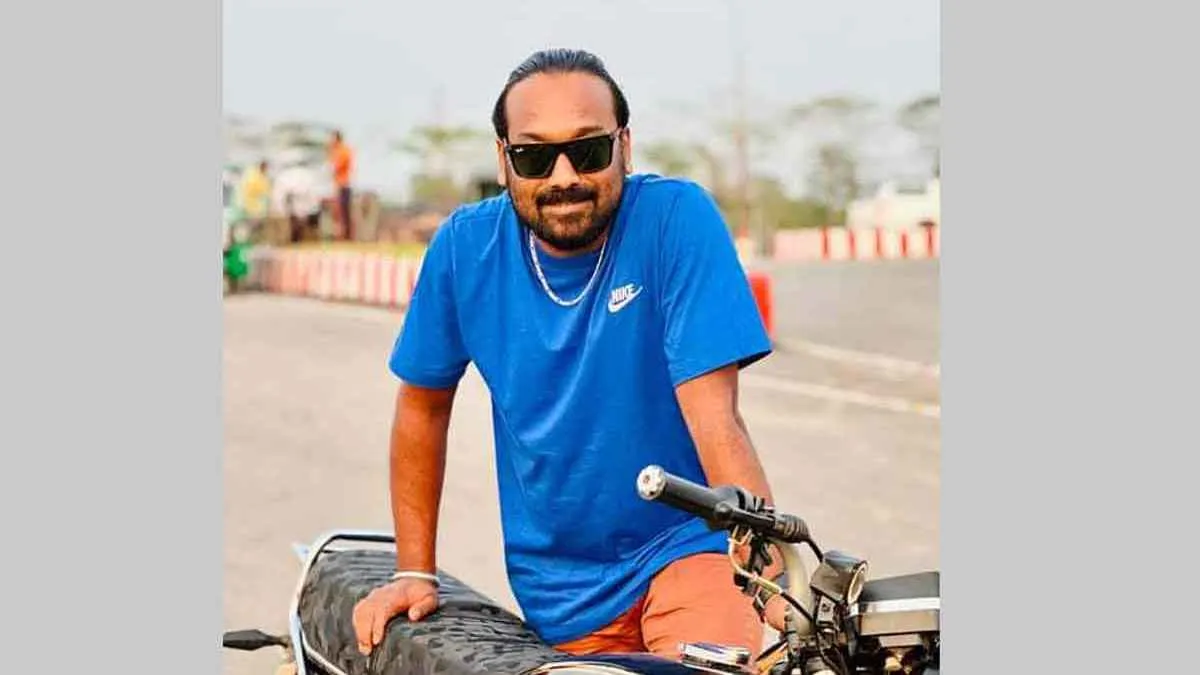 সড়ক দুর্ঘটনায় কণ্ঠশিল্পী পাগল হাসান নিহত