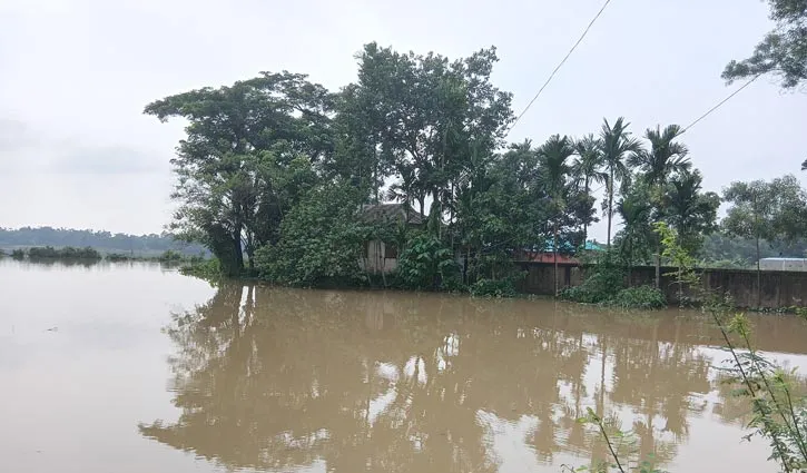 মৌলভীবাজারে নিম্নাঞ্চলে জলাবদ্ধতা, পানিবন্দি ৫ হাজার মানুষ