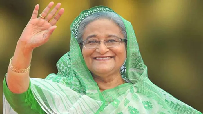 টুঙ্গিপাড়া থেকে ঢাকায় ফিরেছেন প্রধানমন্ত্রী