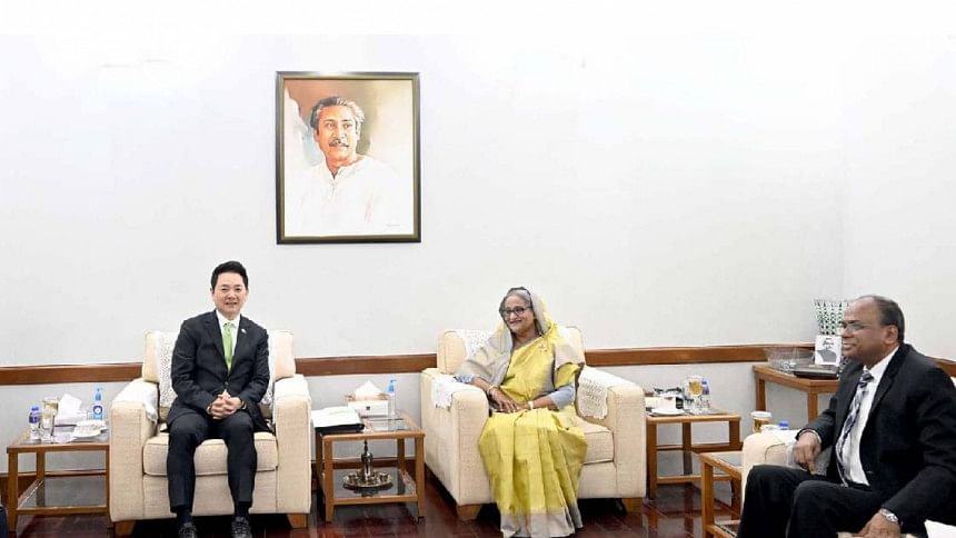 PM urges Korea for more investments in Bangladesh