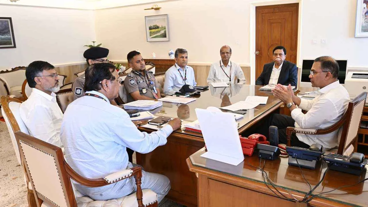 উচ্ছেদ হওয়া হকারদের দ্রুত পুনর্বাসনের নির্দেশ প্রধানমন্ত্রীর