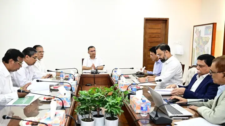 প্রতিটি ইউনিয়নে খেলার মাঠ তৈরির নির্দেশ প্রধানমন্ত্রীর