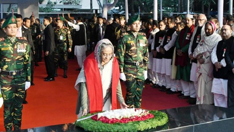 PM pays tribute to Bangabandhu's portrait
