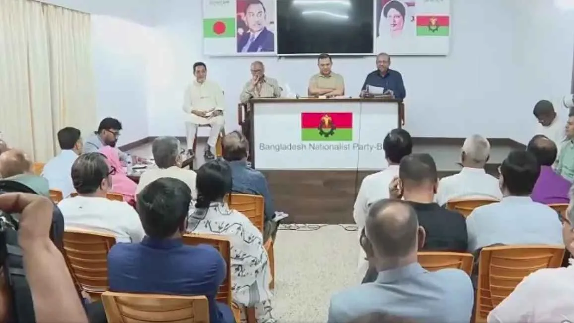 টকশোতে অংশ নেওয়া দলীয় নেতাদের সতর্ক করলেন প্রধানমন্ত্রী