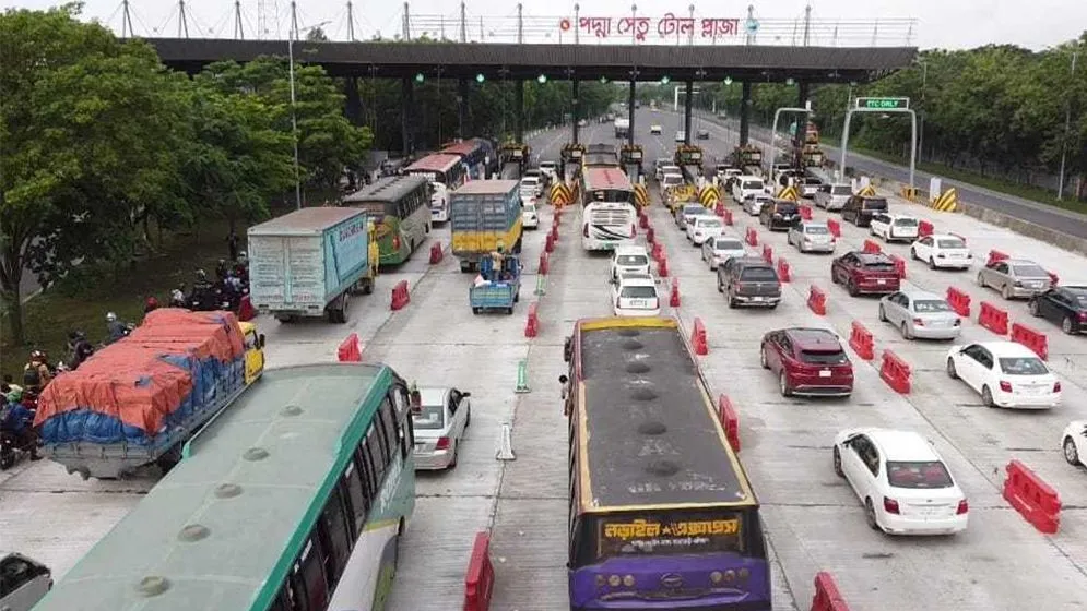 ঈদযাত্রায় পদ্মা সেতুতে টোল আদায়ে রেকর্ড