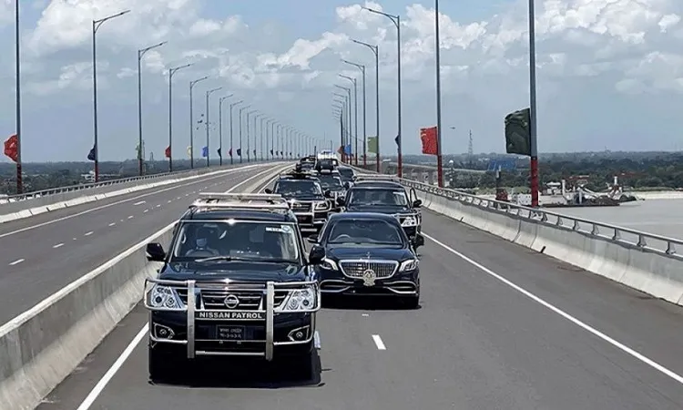 স্বপ্নের পদ্মা সেতুতে যান চলাচল শুরু