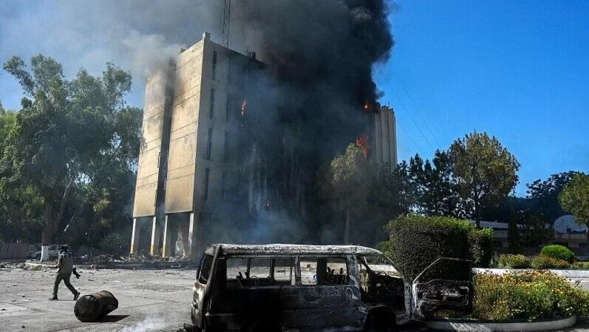 8 killed in clashes as Imran Khan lands in custody