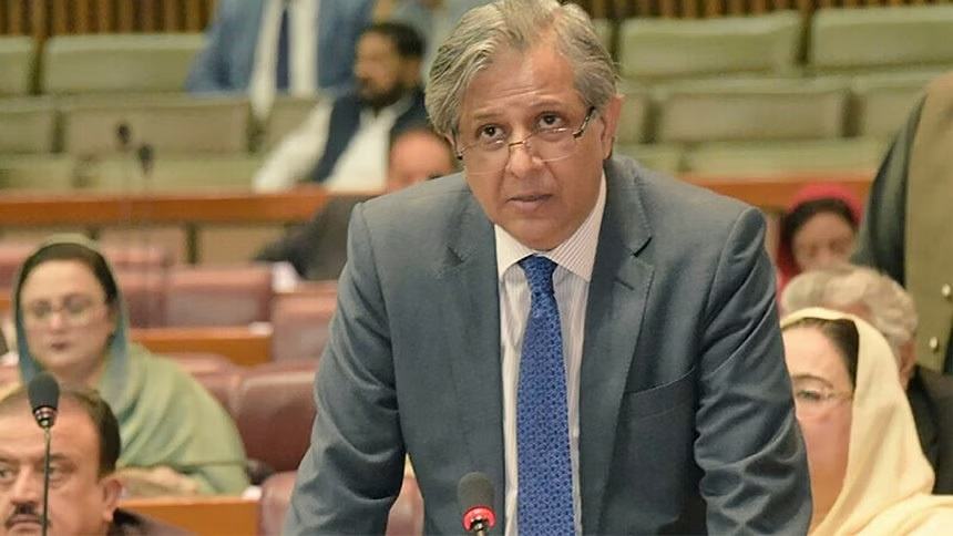 Pakistan nat'l assembly passes bill to curtail chief justice’s suo motu powers