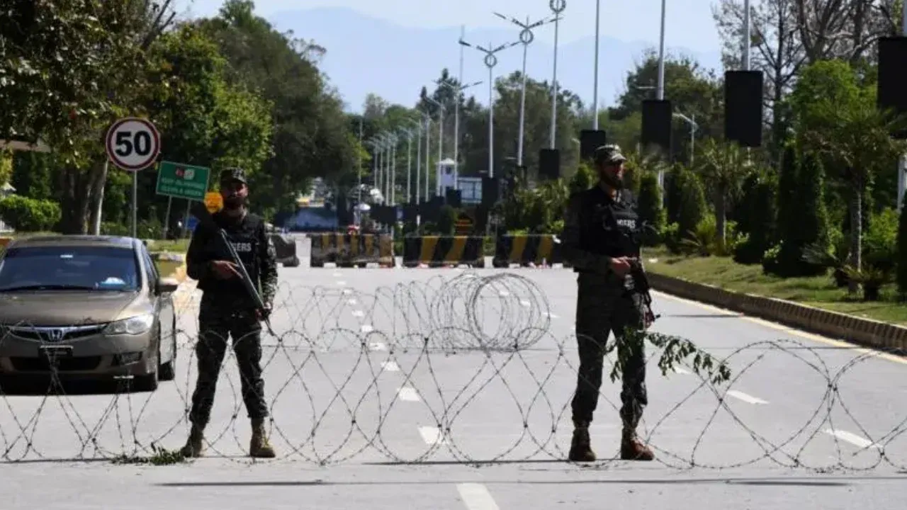 পাকিস্তানে শান্তি আলোচনা নিয়ে ৪টি বিষয়