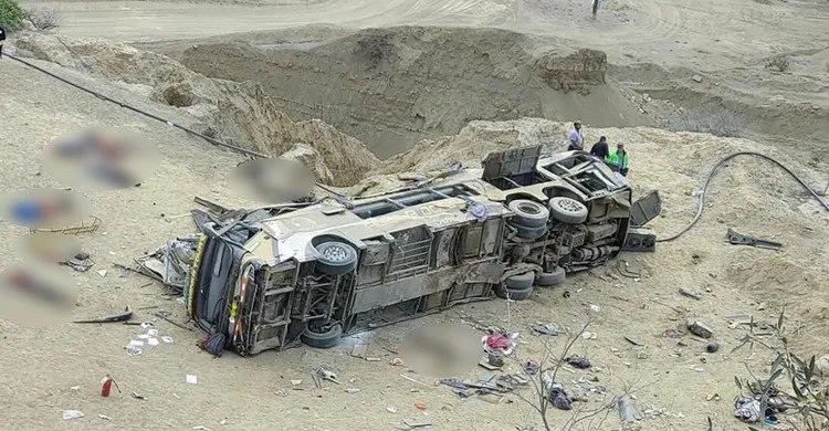 পেরুতে সড়ক দূর্ঘটনা, নিহত ২৪
