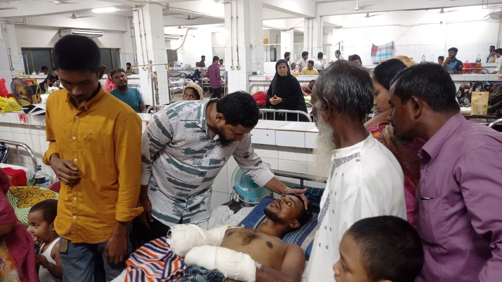 সড়ক দুর্ঘটনায় আহত নাজমুলের আত্মকর্মসংস্থানেরও ব্যবস্থা করে দেয়া হবে : ড. মাসুদ