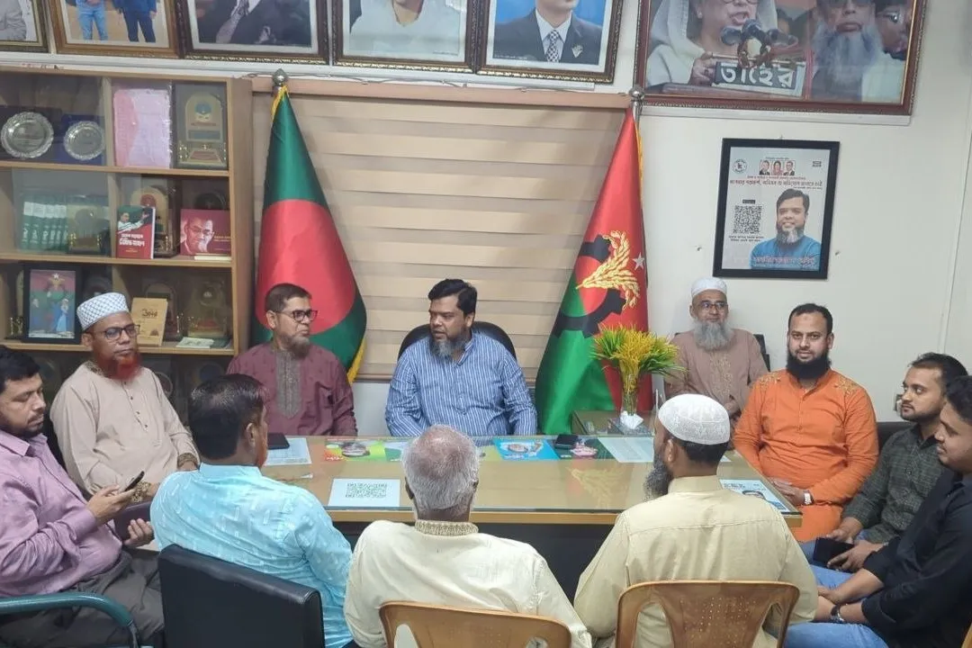 ঢাকা-৪ আসনের উন্নয়ন ও জনদুর্ভোগ নিরসনে ঐক্যবদ্ধভাবে কাজ করতে জামায়াত এমপির ব্যতিক্রমী উদ্যোগ